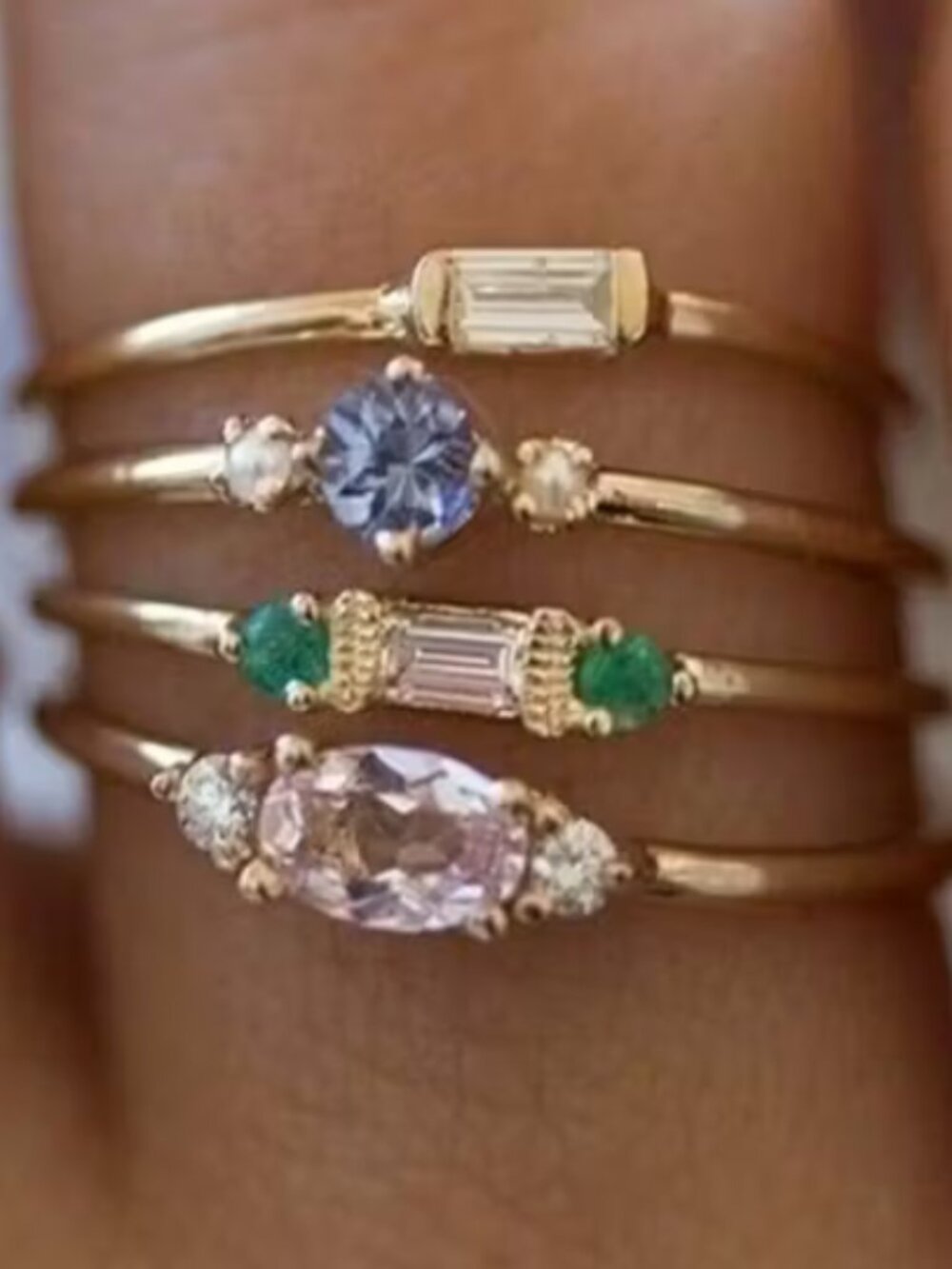 ✨NEW✨ NWT Minimalist Four-Piece Ring Set - Golden - Sizes 6, 7 or 8